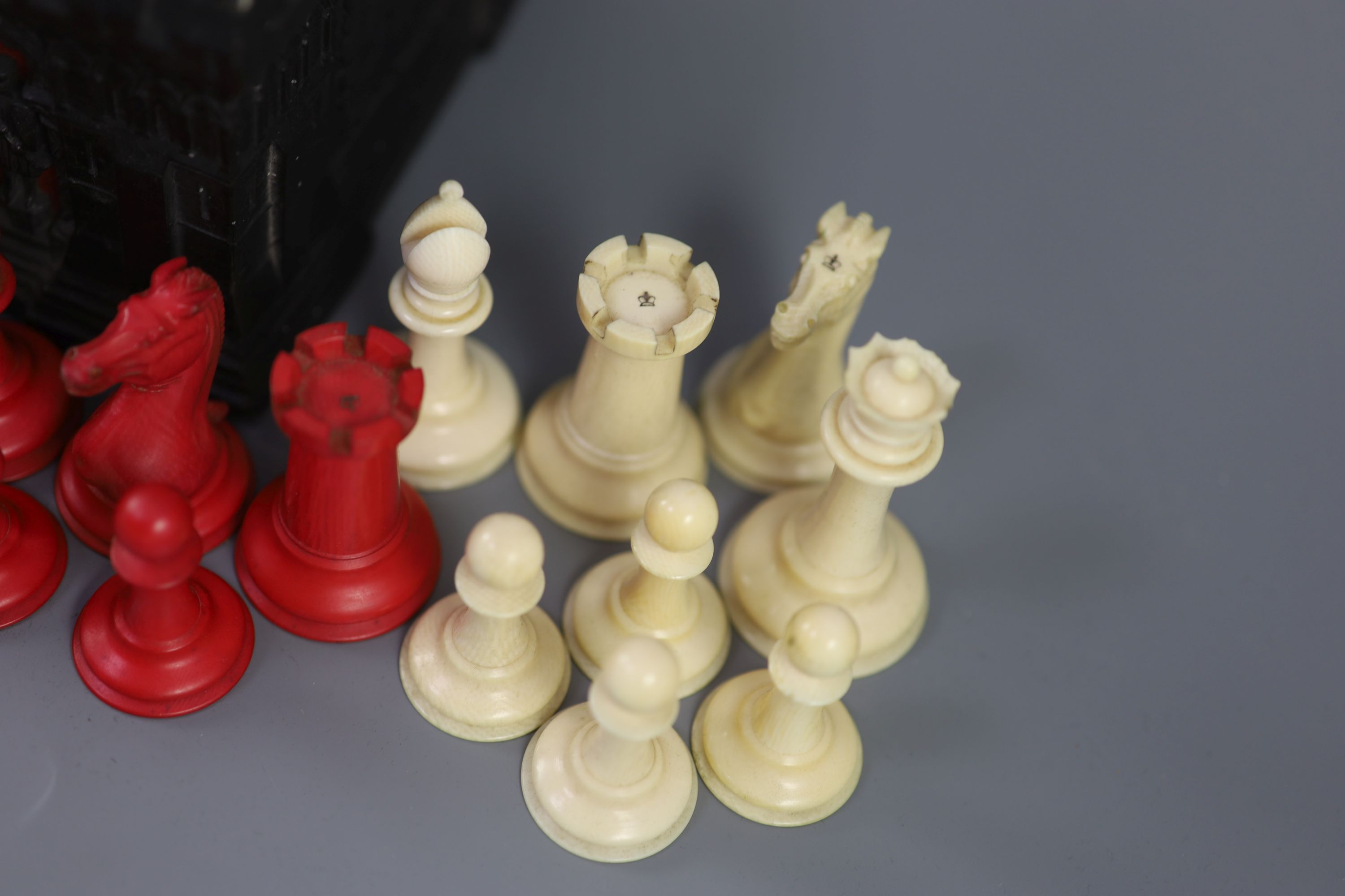 A Jaques London red and white ivory 3 1/2 Staunton chess set, c.1850, 8.25 x 6 x 4in.